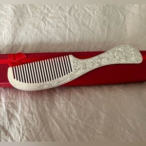 Beautiful Pure Silver Comb
